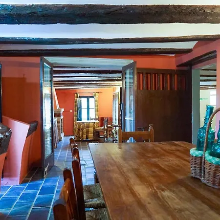 Masia La Sazadilla Con Piscina * Albentosa