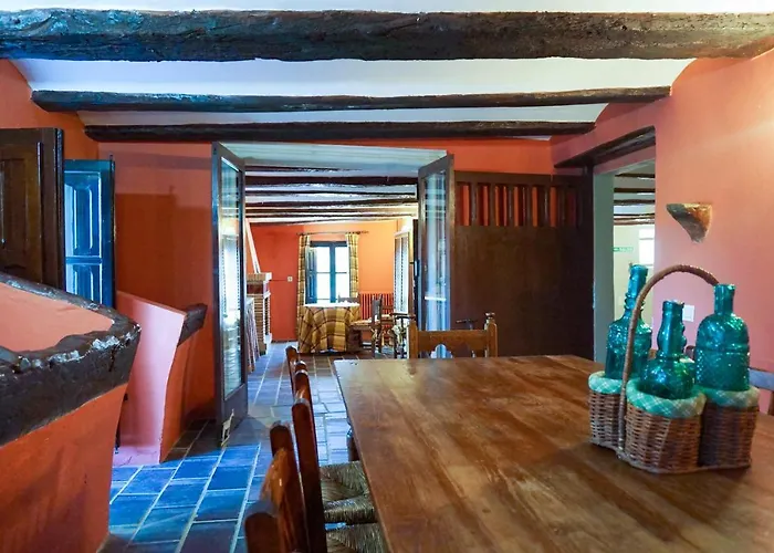 Masia La Sazadilla Con Piscina * Albentosa